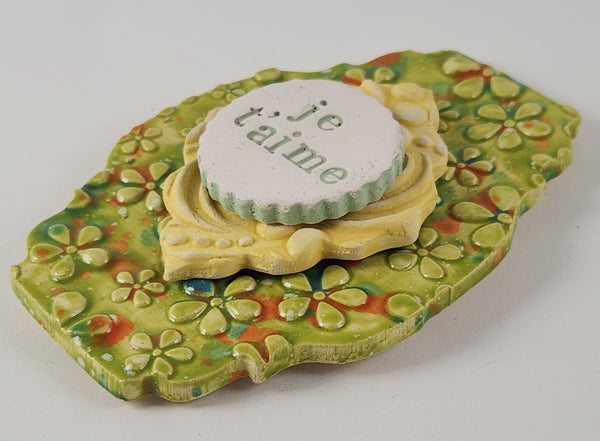 "Je T'aime" word plaque - Artworks by Karen Fincannon