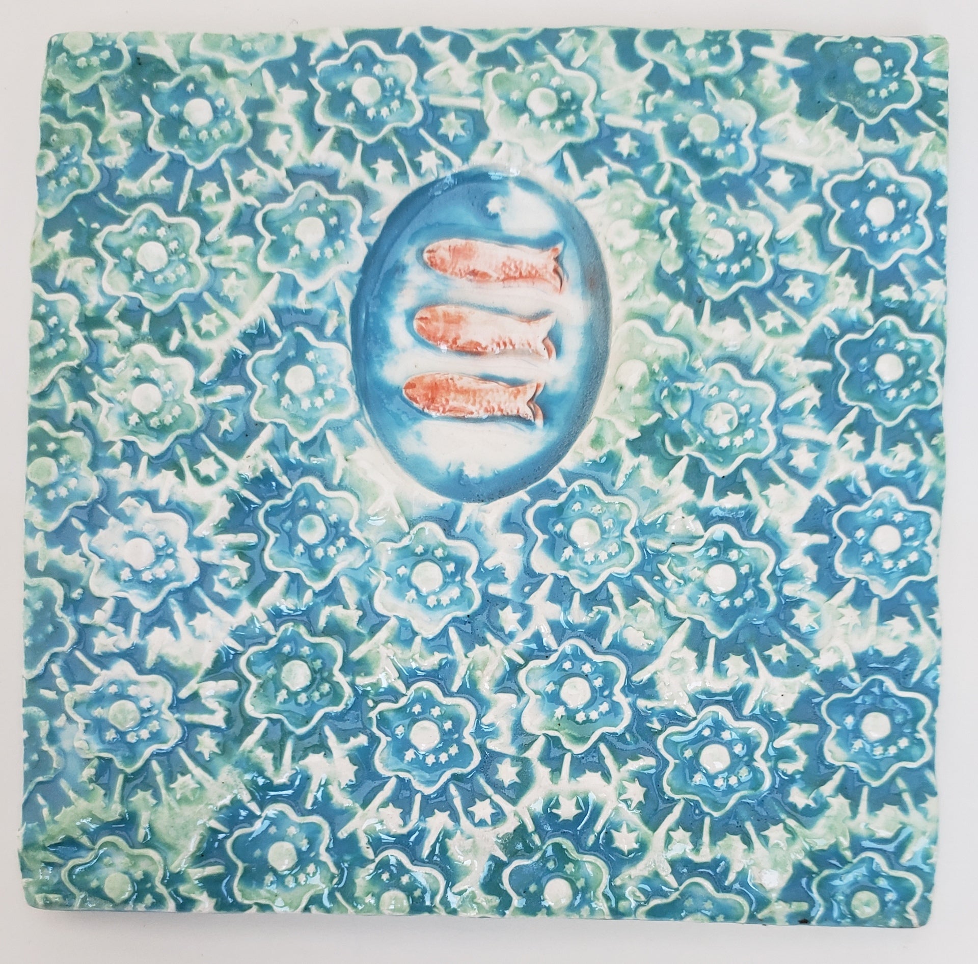 Three Fish 4x4 Ceramic Tile - Artworks by Karen Fincannon