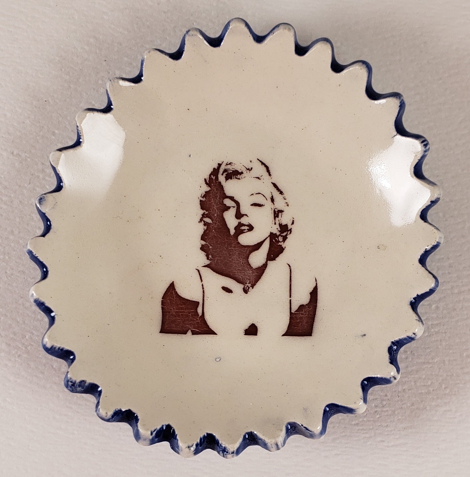 Tiny Plate with Marilyn Monroe