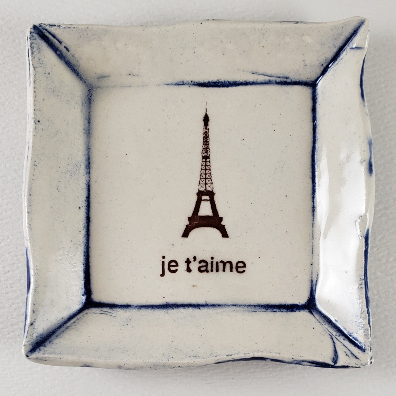 Tiny Plate with "Je T'aime" and the Eiffel Tower